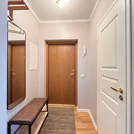 Apartamento With Free Parking & Self Check-in