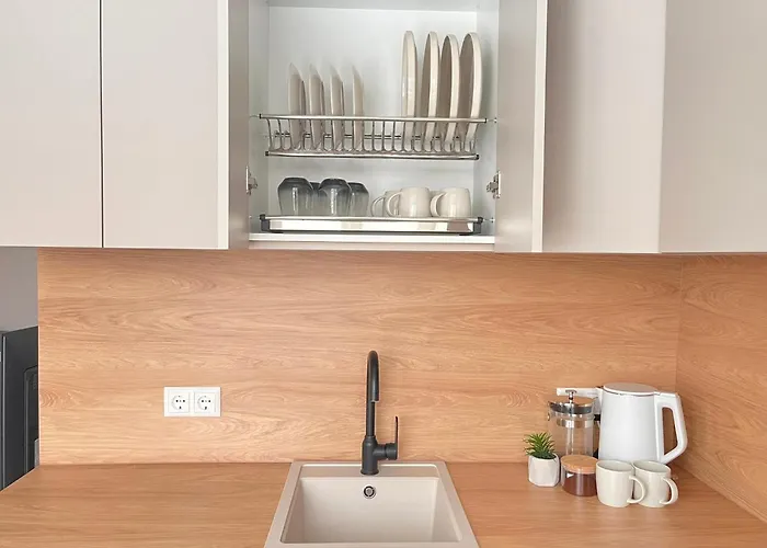 דירה With Free Parking & Self Check-in *