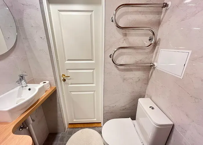 דירה With Free Parking & Self Check-in פארנו