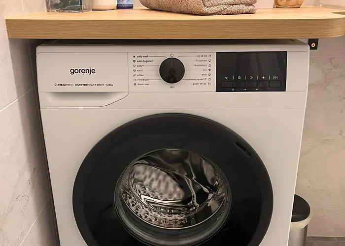 With Free Parking & Self Check-in * פארנו