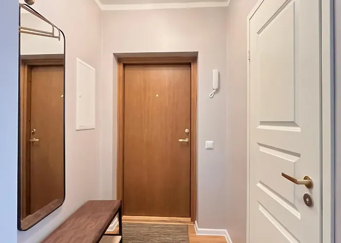 דירה With Free Parking & Self Check-in